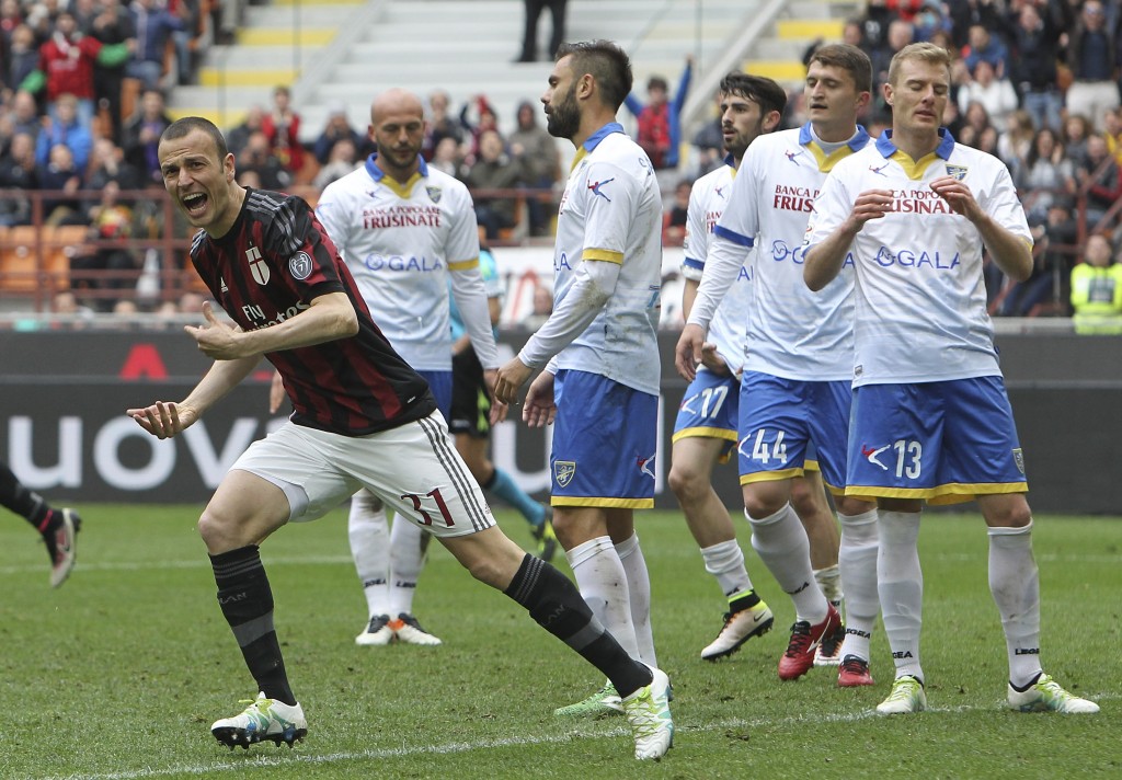 AC Milan v Frosinone Calcio - Serie A