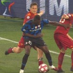 Foto IPP/da tv Roma 05/05/2010 calcio Coppa Italia 2009-2010 Roma - Inter Nella foto: il fallo intenzionale dell' espulsione di Francesco totti su mario Balotelli