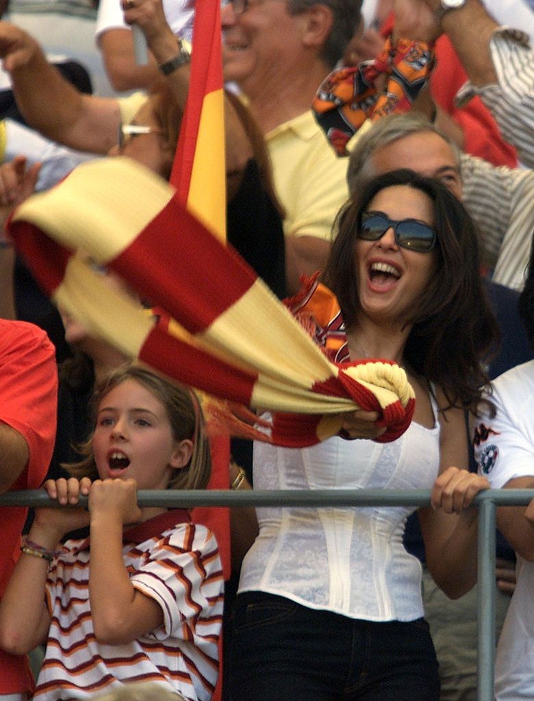 As Roma's fan Italian actress Sabrina Ferilli jubi