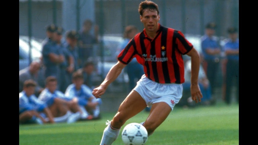 Van Basten con la maglia del Milan