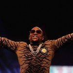 Floyd Mayweather pronto a investire nel calcio