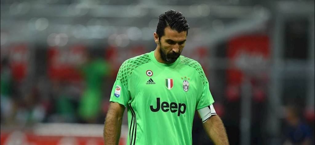 Buffon saluta il PSG