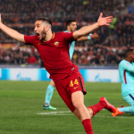 Manolas con la maglia della Roma