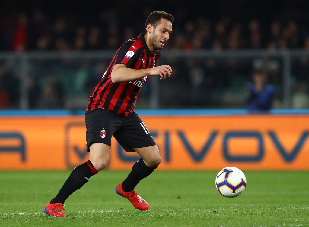 NOTIZIE MILAN - Calhanoglu nuovo ruolo nel Milan