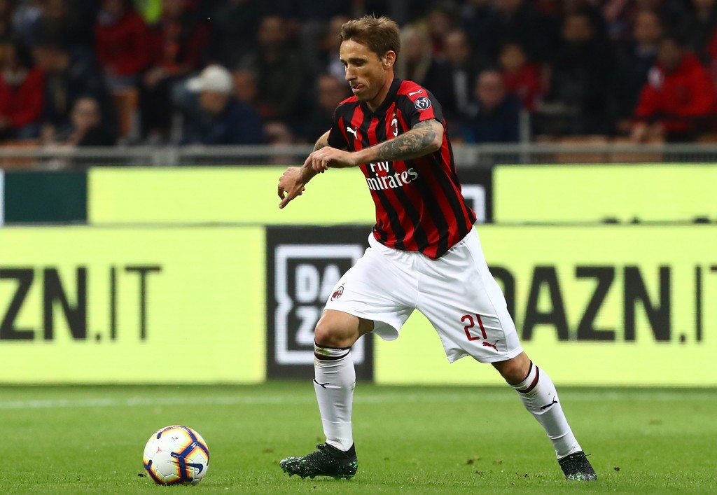 Biglia con la maglia del Milan