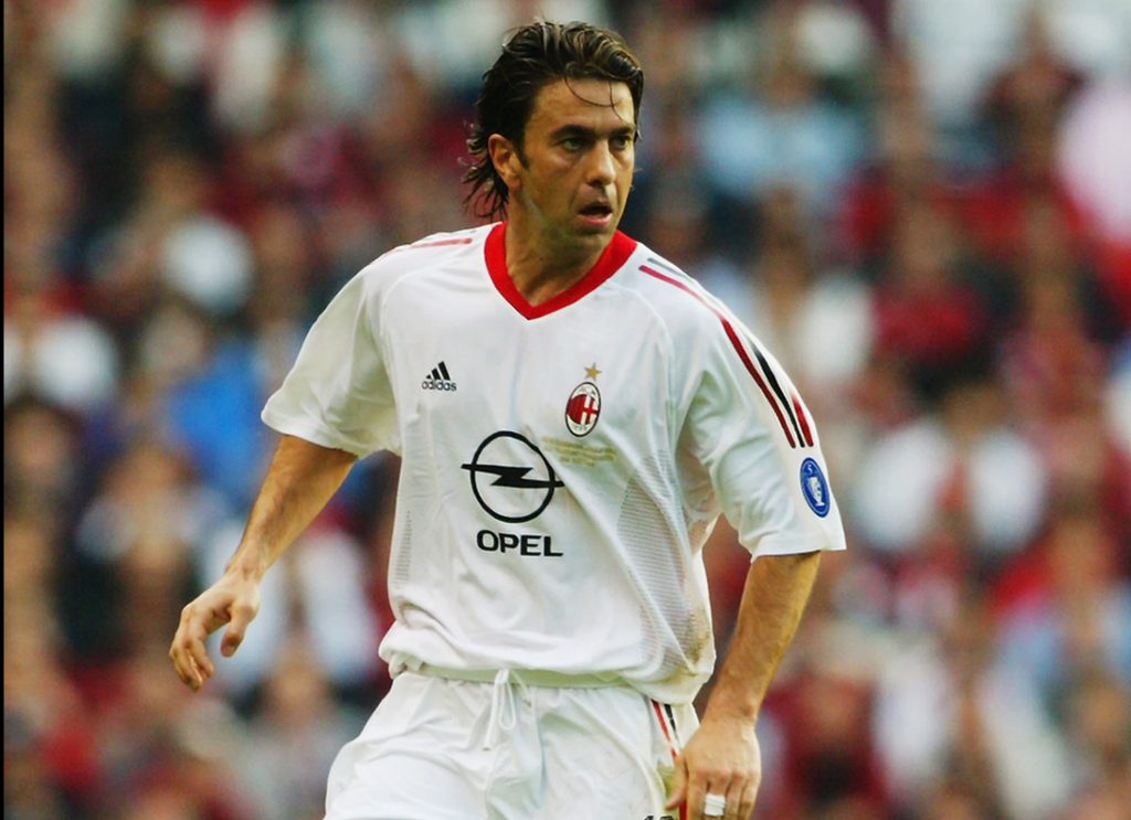 Alessandro Costacurta con la maglia del Milan