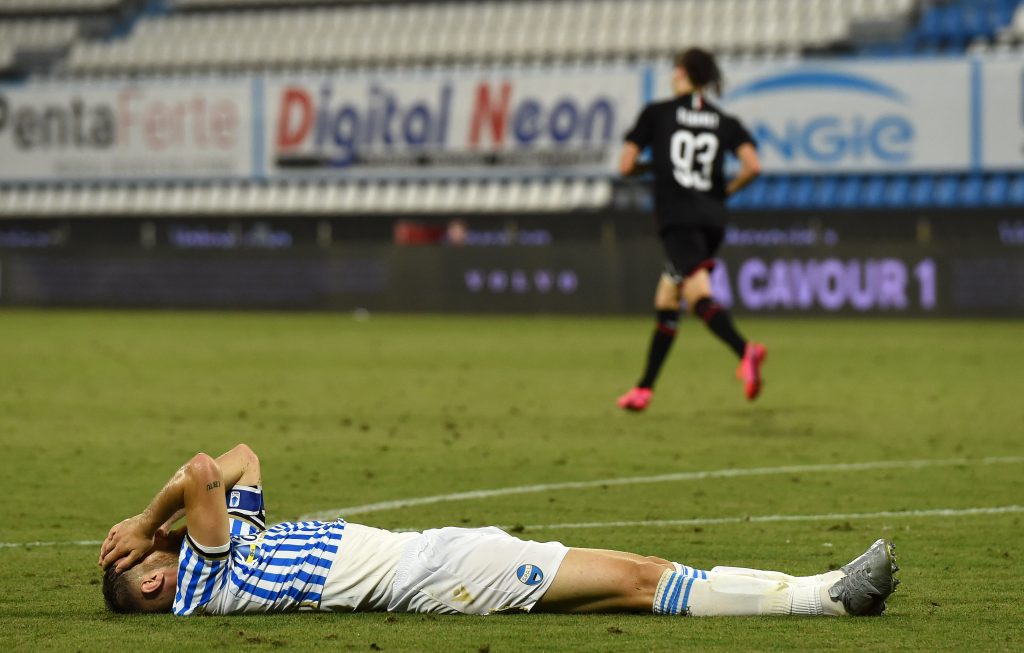 Vicari, Notizie Milan