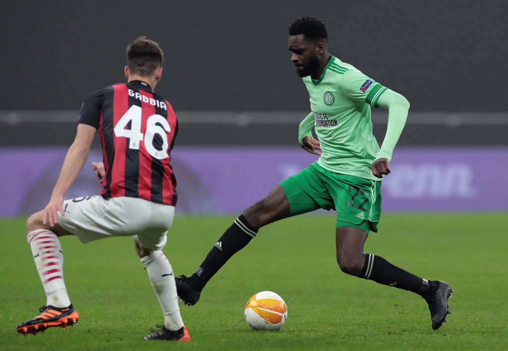 Odsonne Edouard, punta francese del Celtic, in azione a San Siro contro Gabbia del MilanOdsonne Edouard, punta francese del Celtic, in azione a San Siro contro Gabbia del Milan