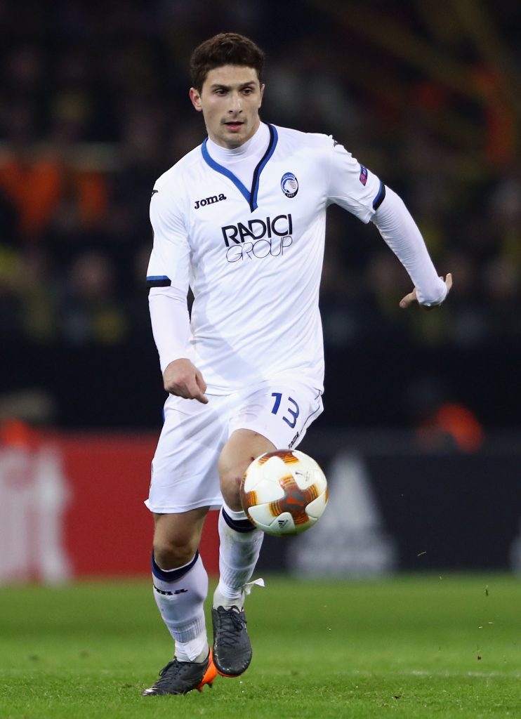 Mattia Caldara con la maglia dell'Atalanta