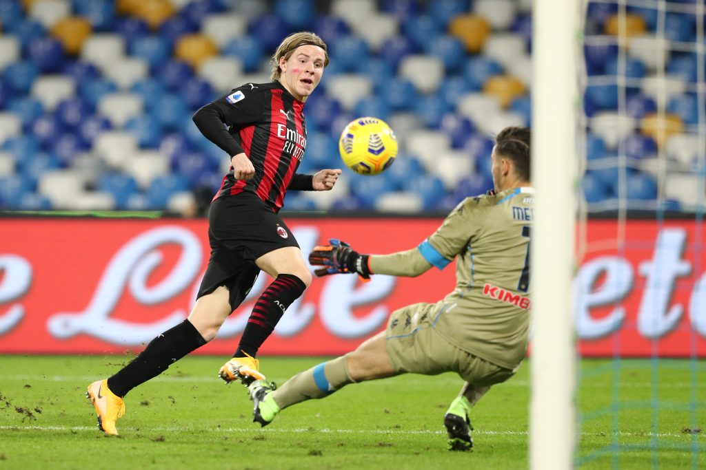 Il primo gol di Hans Petter Hauge con la maglia del Milan allo stadio Diego Armando Maradona
