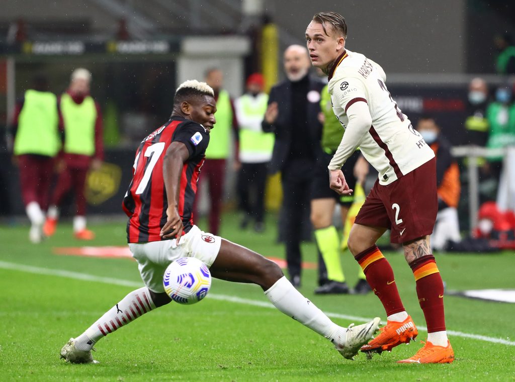 Rick Karsdop sfida Rafael Leao nel match di andata tra Roma e Milan