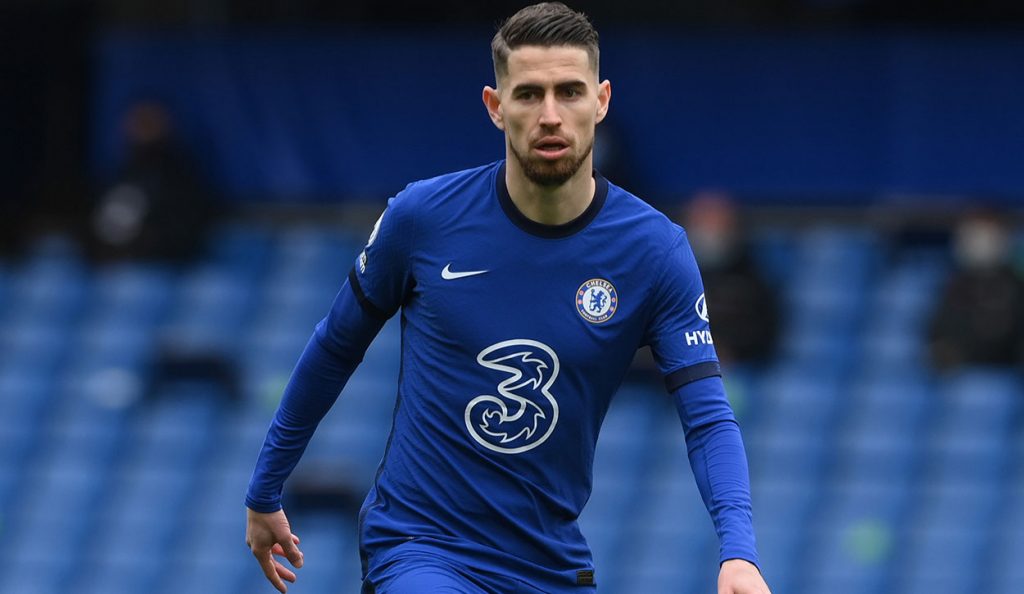 Jorginho può essere un'idea per il centrocampo.