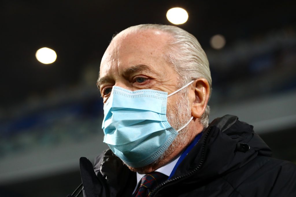 De Laurentiis passa finalmente all'azione