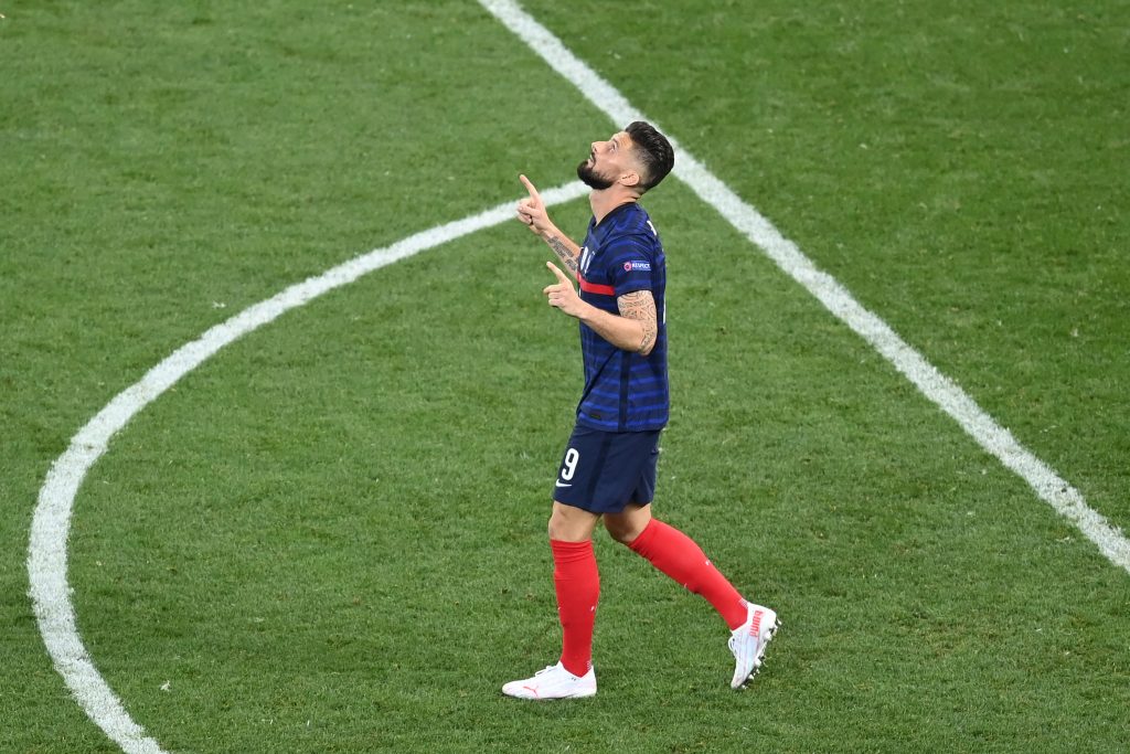 Olivier Giroud con la maglia della Francia