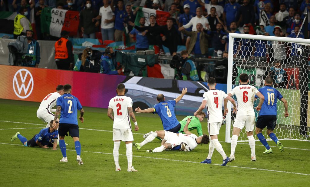 Rete Bonucci contro l'Inghilterra
