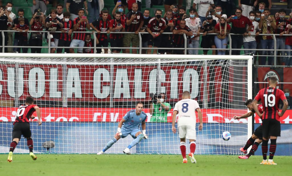 Il rigore segnato da Olivier Giroud contro il Cagliari a San Siro
