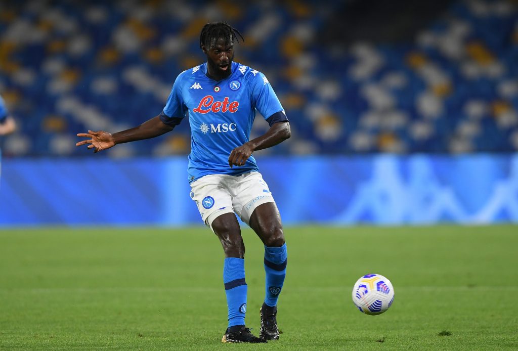 Tiemoue Bakayoko con la maglia del Napoli.