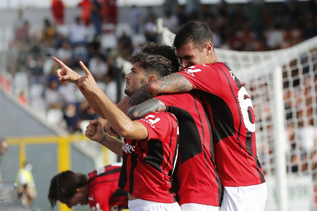 Il Milan esulta dopo un gol allo Spezia