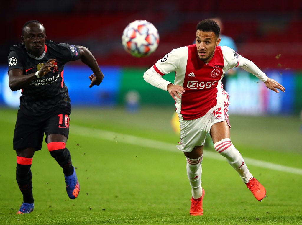 Mazraoui obiettivo del Milan