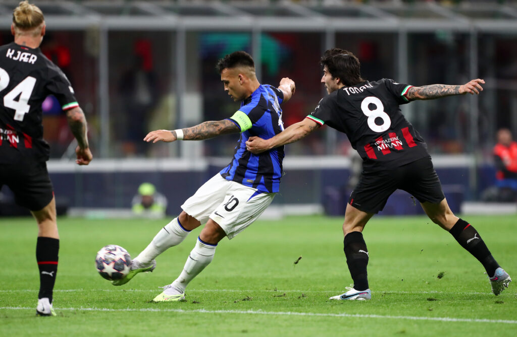 AC Milan v FC Internazionale: Semi-Final First Leg - UEFA Champions League