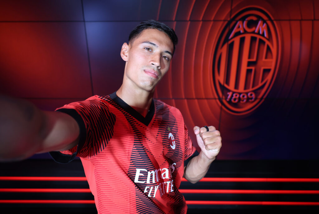 AC Milan Unveil New Signing Tijjani Reijnders