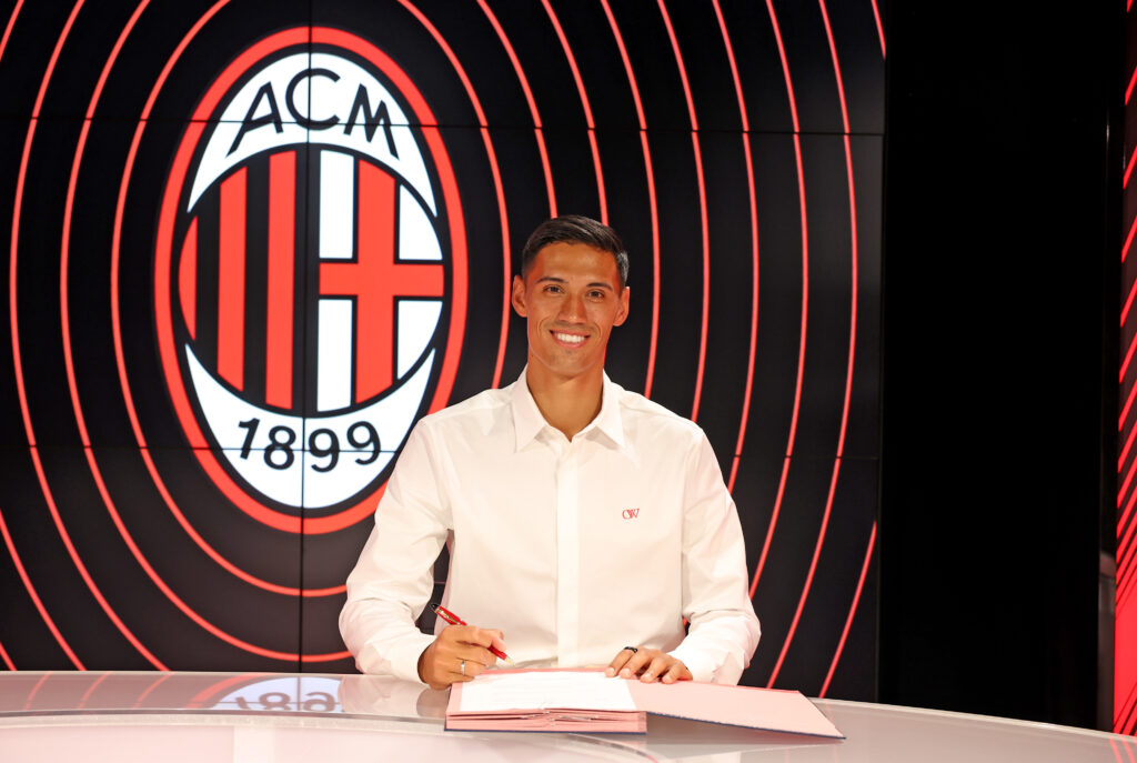 AC Milan Unveil New Signing Tijjani Reijnders