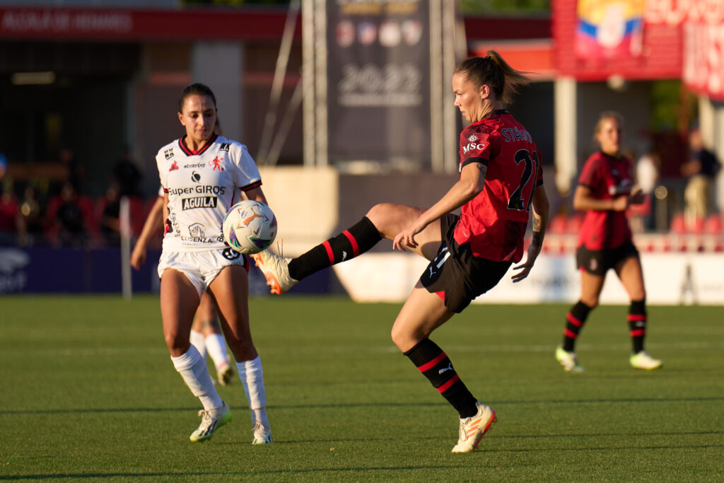 AC Milan v America De Cali - The Women's Cup Semifinal