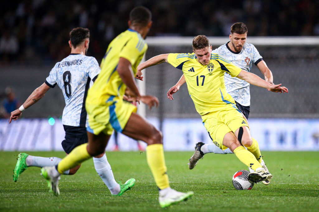 Portugal v Sweden - International Friendly