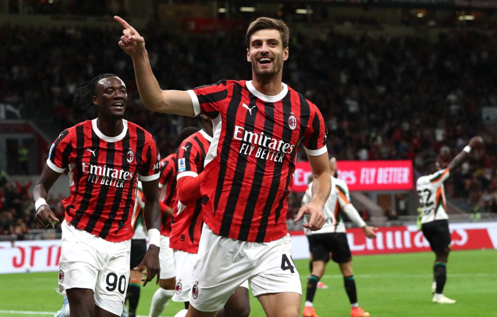 AC Milan v Venezia - Serie A